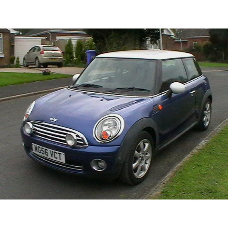 56 REG MINI COOPER 1.6 3 DOOR HATCHBACK IN METALLIC BLUE HPI CLEAR FSH AC ALLOYS