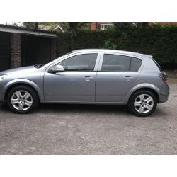 2009 (59) Vauxhall Astra 1.6, 5 Door Hatchback (Stunning Condition)