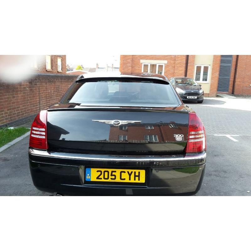 chrysler 300c black 07