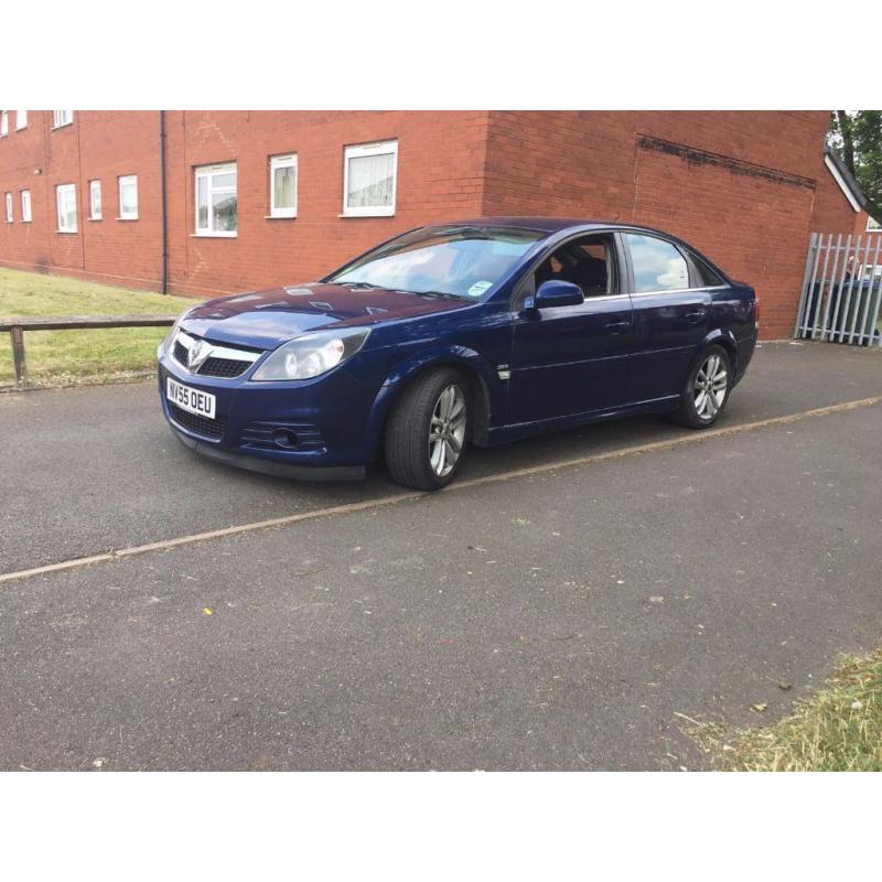 Vectra 2.2 16v sri nav. Full mot