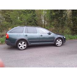 SKODA OCTAVIA SCOUT 4x4 1.9 TDI ESTATE 2007. ONE OWNER FROM NEW.