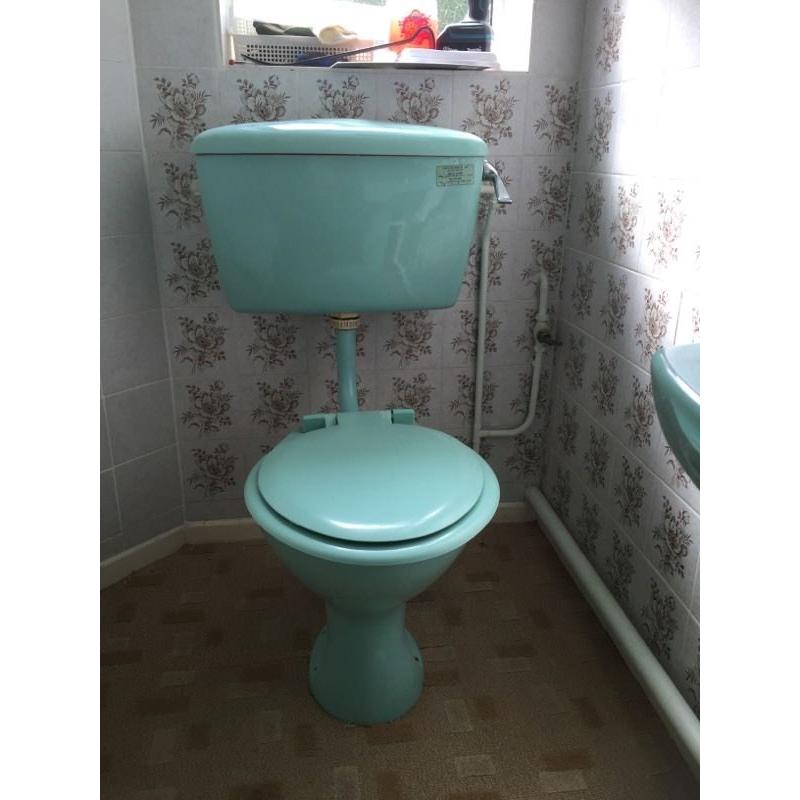 Armitage Shanks Turquoise toilet and sink 1970's