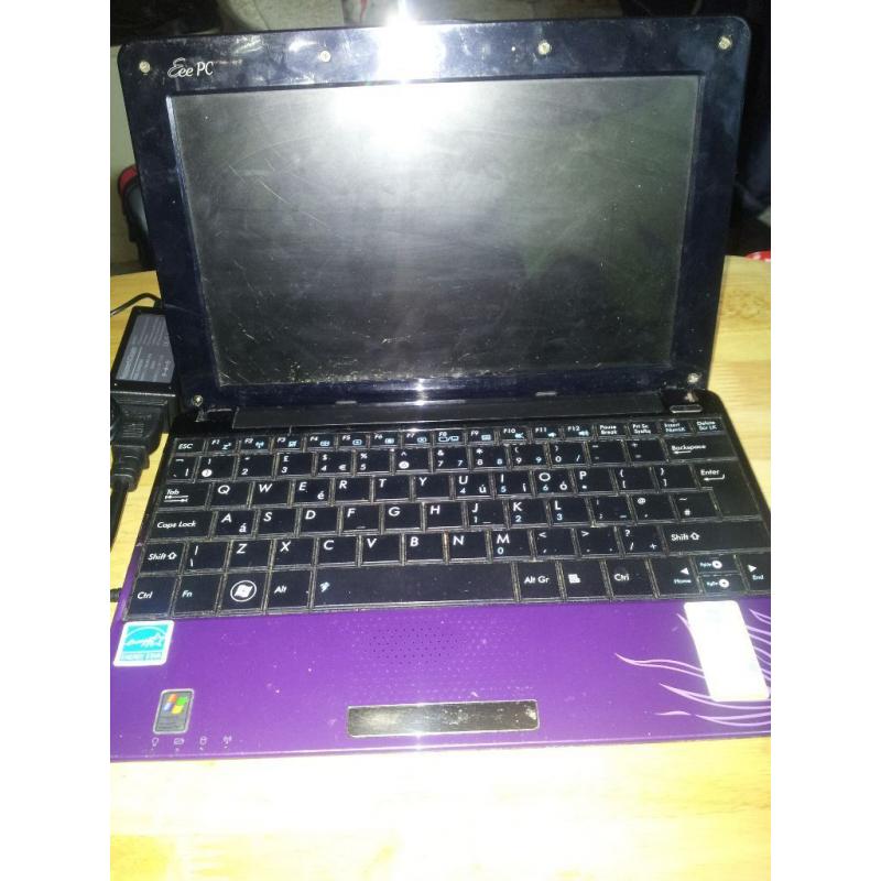 ASUS Eee PC R101 NETBOOK WITH BRAND NEW CHARGER