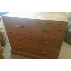 Small pine chest of drawers