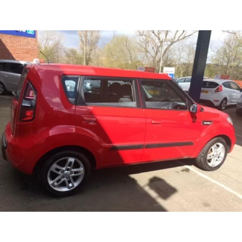 2010 10 KIA SOUL 1.6 2 CRDI 5d 127 BHP MOT APR 2017 **** GUARANTEED FINANCE ****