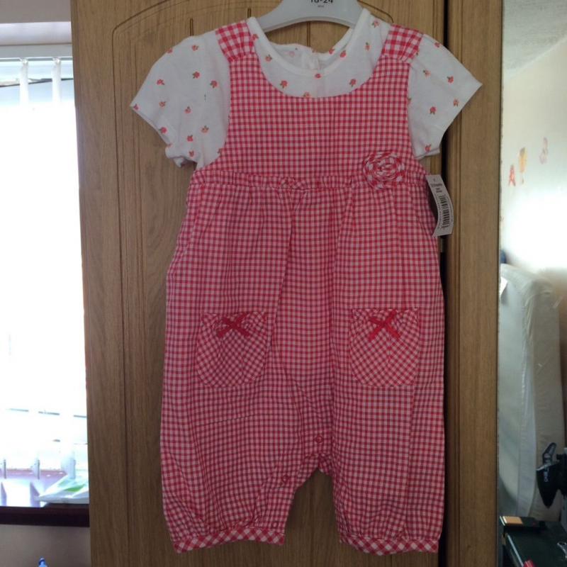 New with tags gingham outfit