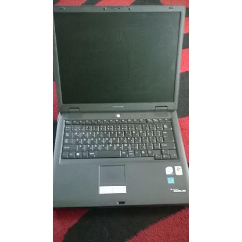 Toshiba laptop (not sure if works)