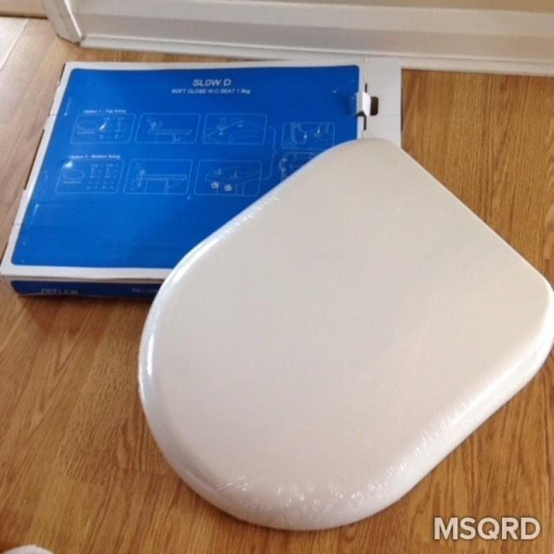 BRAND NEW SOFT CLOSE TOILET SEAT IN PACKAGING