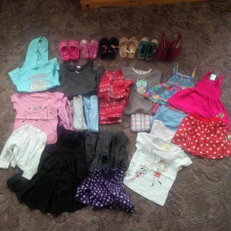 Bundle clothes for girl size 4/5