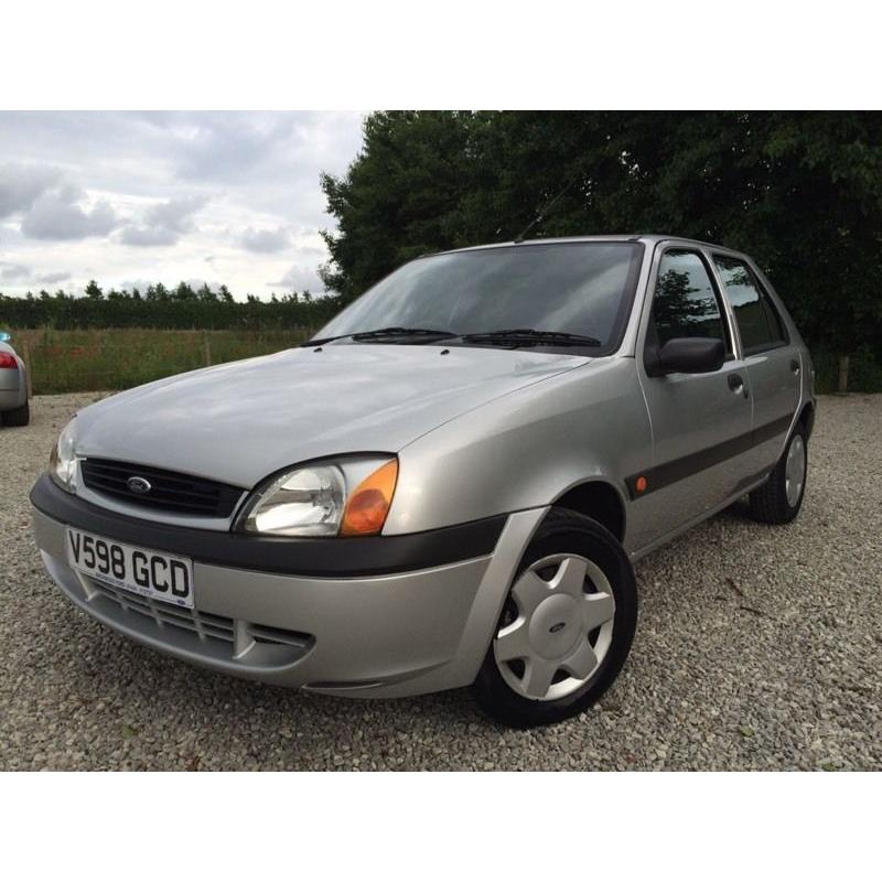 Ford Fiesta 1.3 5dr only one owner