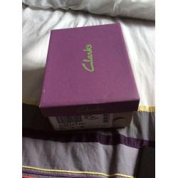 Clarke size 5.5 g shoes brand new in box baby girls