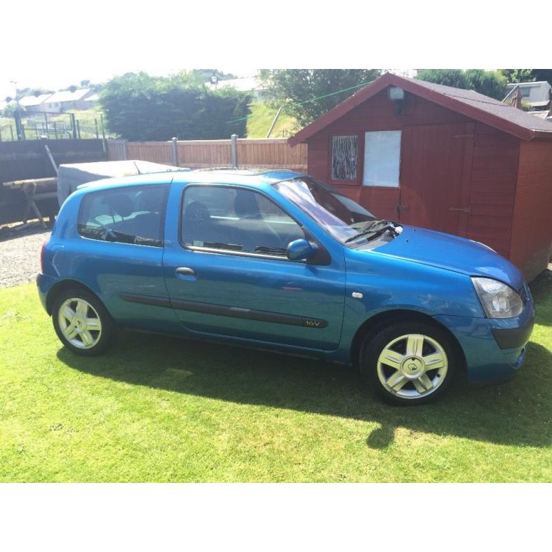 2004 Renault Clio Dynamique 16V, 1.2L, 3 Door Hatchback, Blue, 80,000 Miles