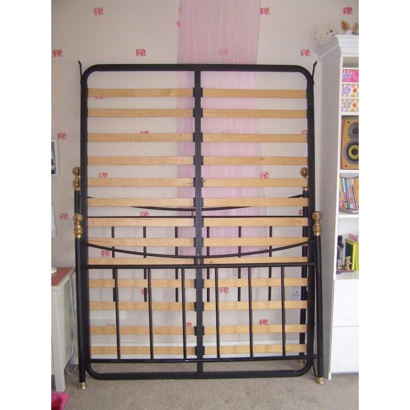 Double 4ft 6" black metal bed frame with wooden slats brass effect knobs. Mattress NOT included