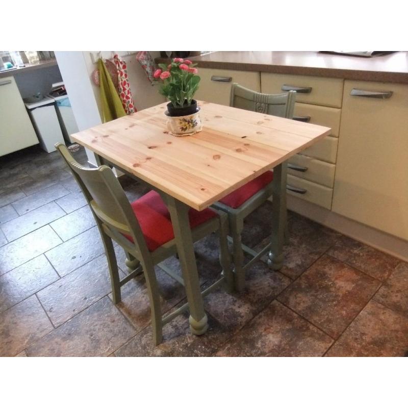 small pine kitchen table and 2 chairs