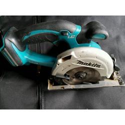 Makita BSS501Z 18V LXT Li-ion 136mm Cordless Circular Saw (Body Only) with Blade