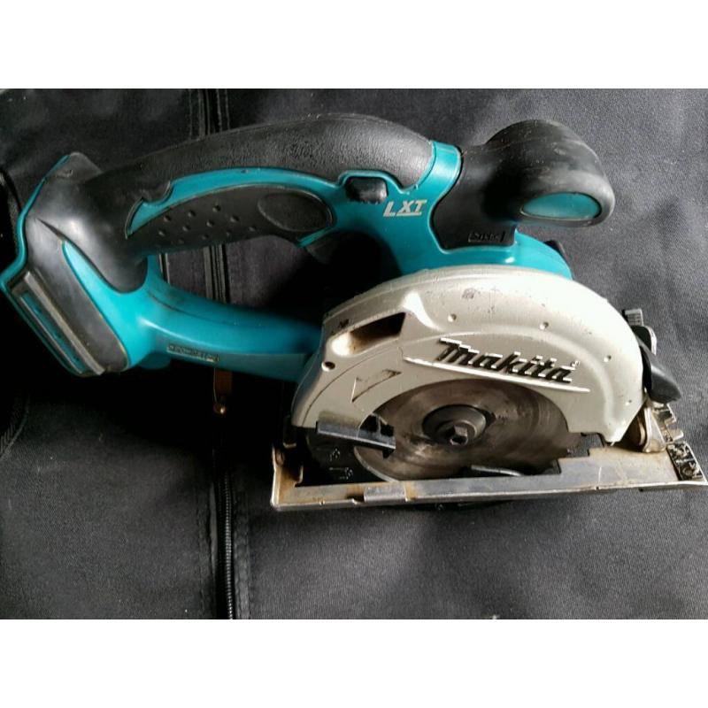 Makita BSS501Z 18V LXT Li-ion 136mm Cordless Circular Saw (Body Only) with Blade