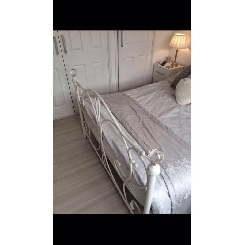 Double bed with mattress