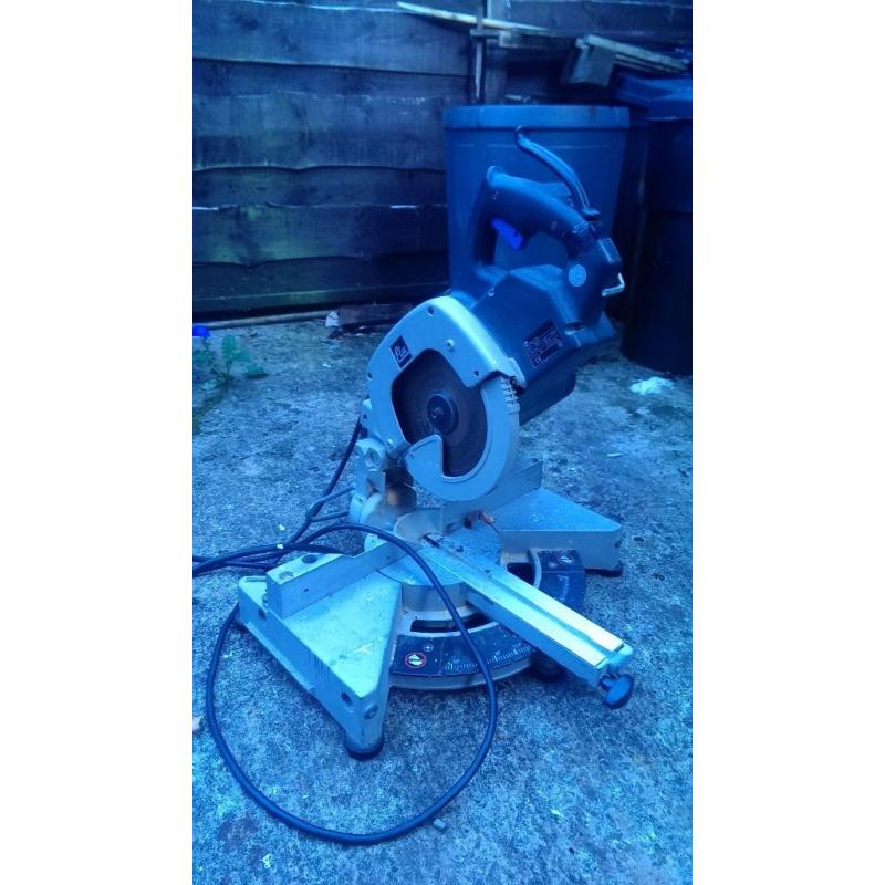 Chop saw Elu