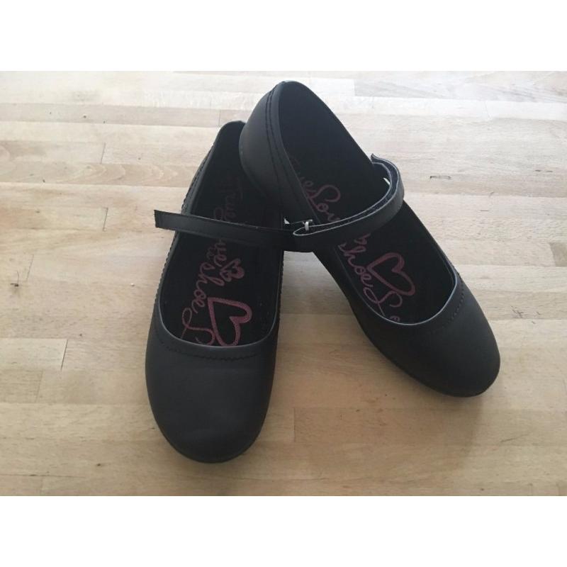 Girls Black School Shoes M&S Size 4