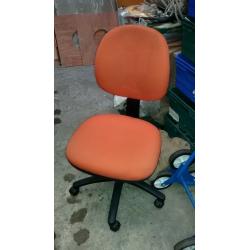 Swivel chair