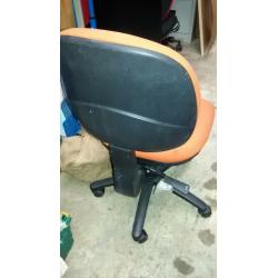 Swivel chair