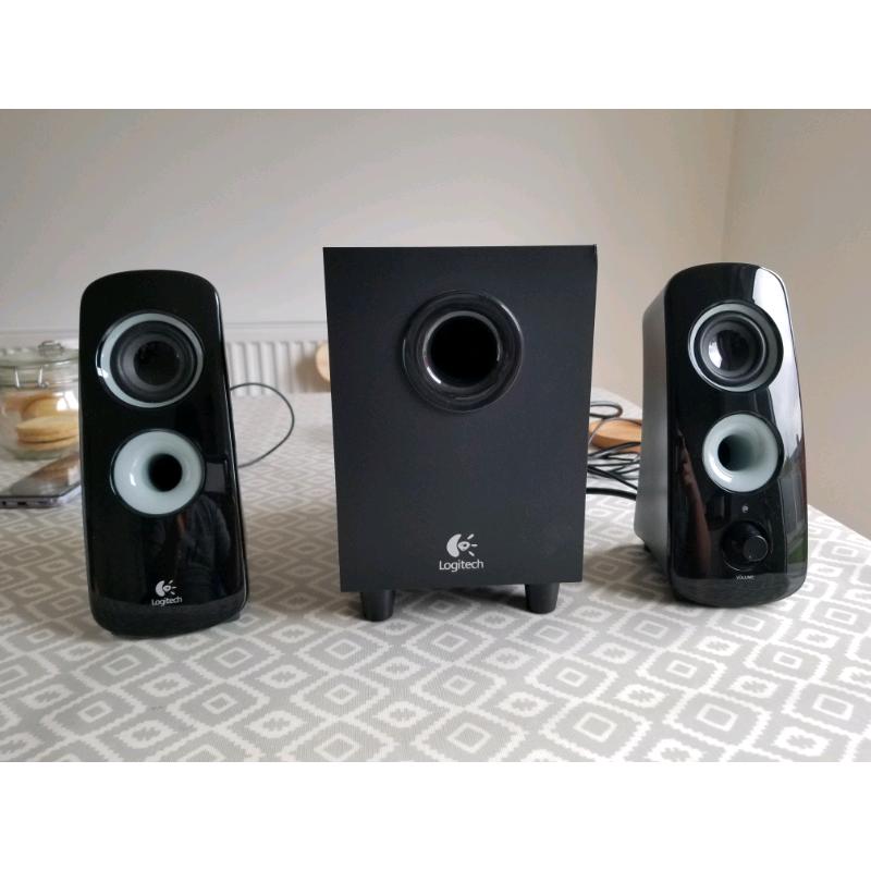 Logitech Z323 2.1 Speaker System with Subwoofer