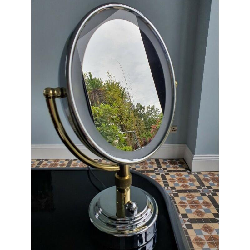 Illuminated Professional Revlon Make-up Mirror Excellent Condition