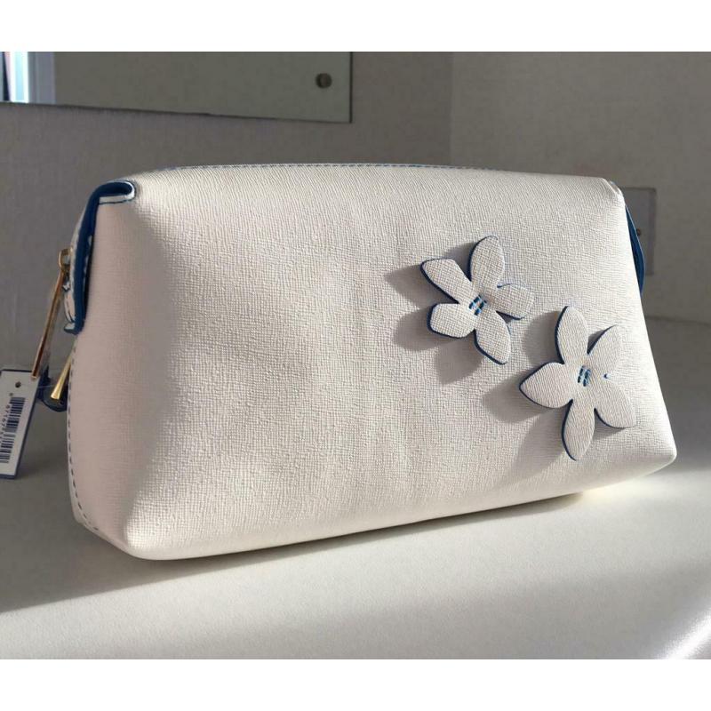 Est?e Lauder White Makeup Cosmetics Bag